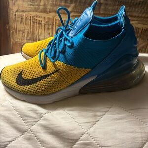 Nike Air Max 270 Flyknit Sneakers - Blue & Yellow